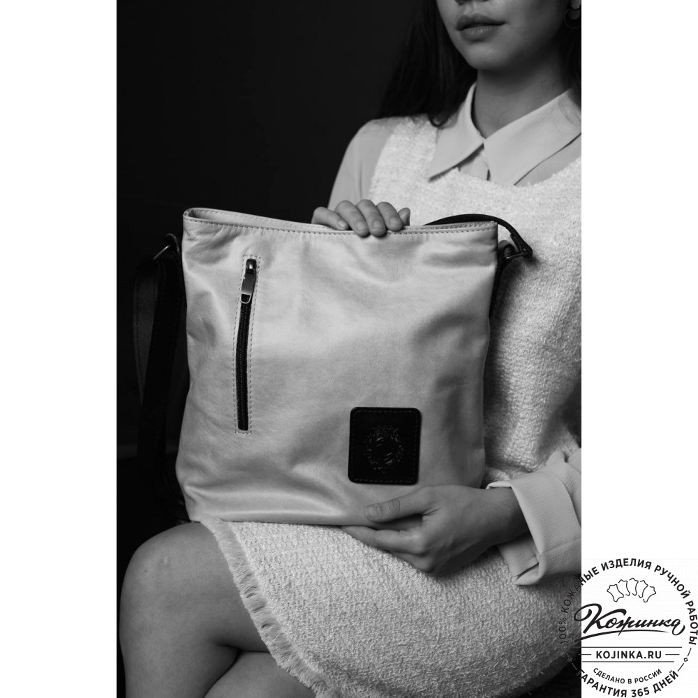 Женская кожаная сумка "Мальва" (чёрная)